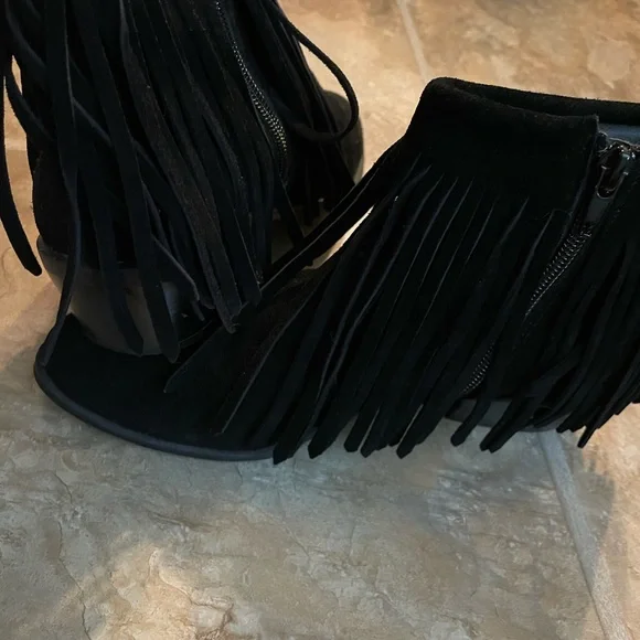 •Steve Madden Fridge Boots• - Picture 5 of 5